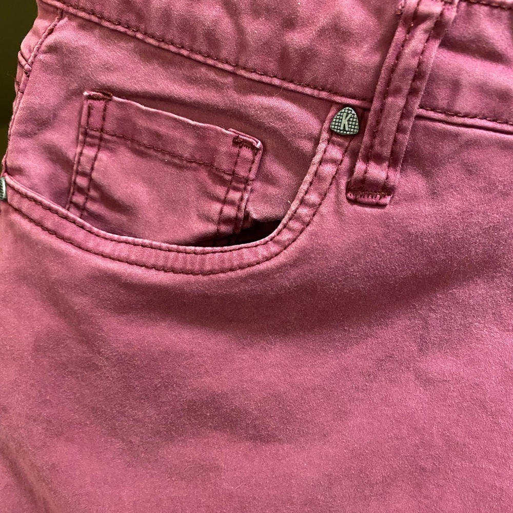 Kut from the Kloth Women's Straight Leg Jeans in Rose Pink-size 20W - Picture 4 of 8